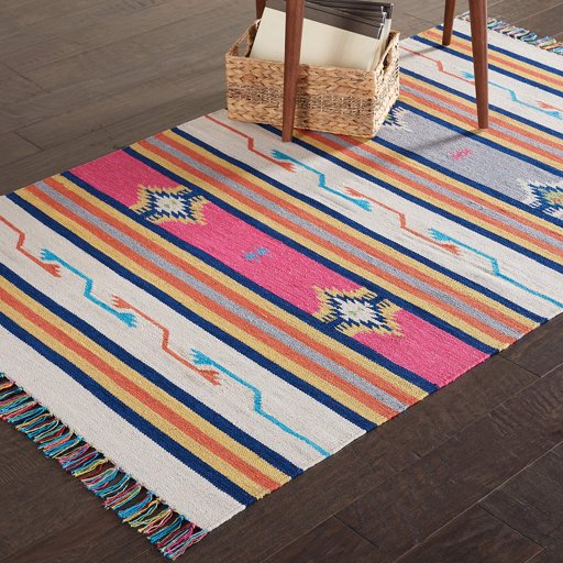 Amazon Brand – Rivet Modern Medallion Area Rug, 5' 6" x 3' 6", Fringed, Ivory